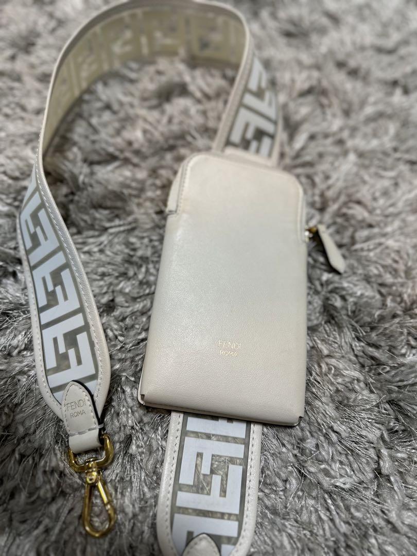FENDI,ストラップ,ロゴ