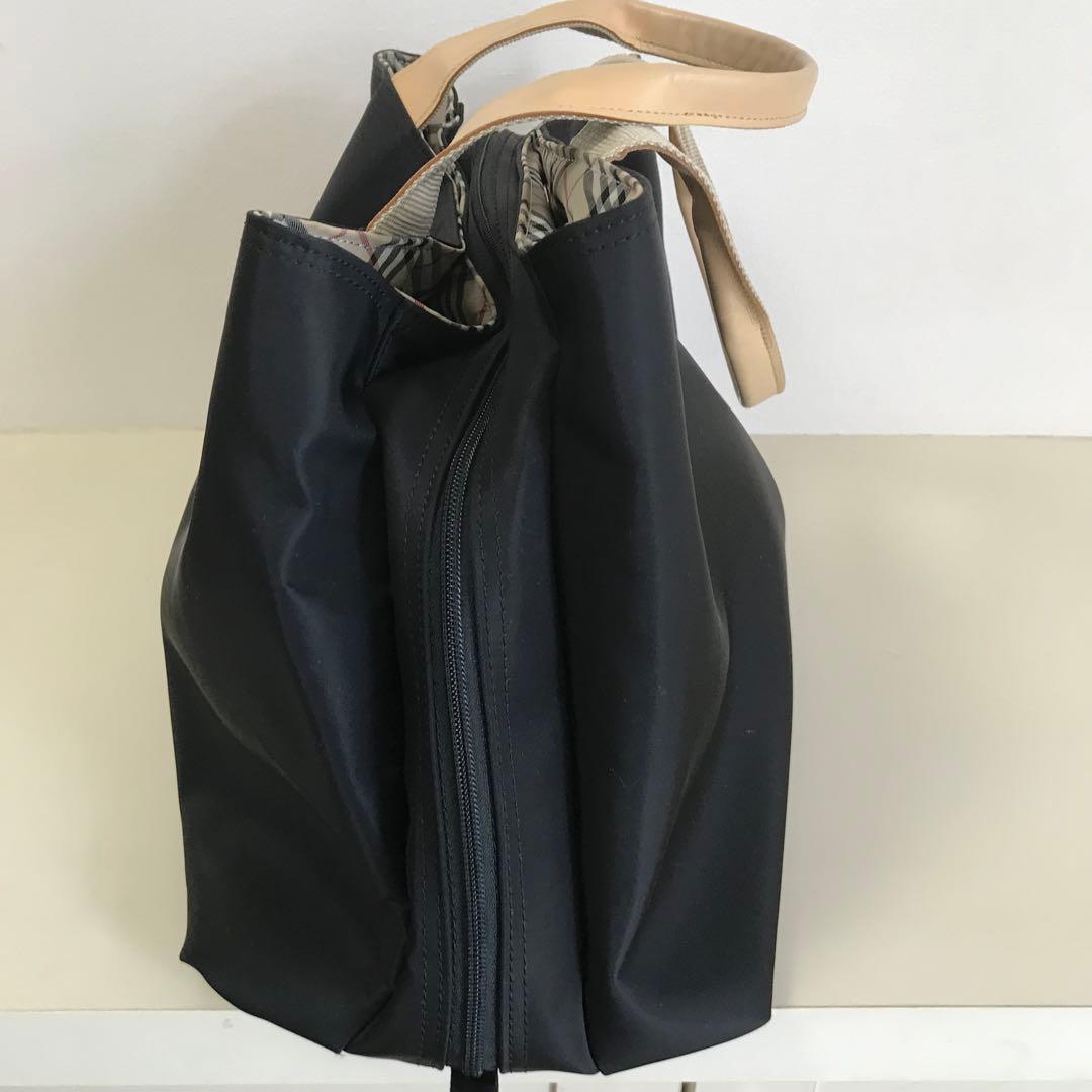 BURBERRY 大きめトートバッグ