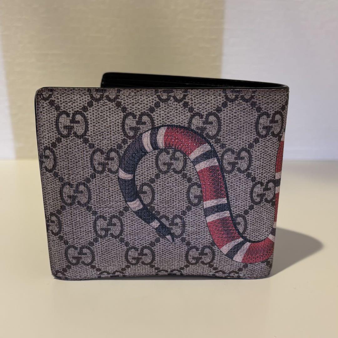 GUCCI スネーク柄 二つ折り財布【訳あり】