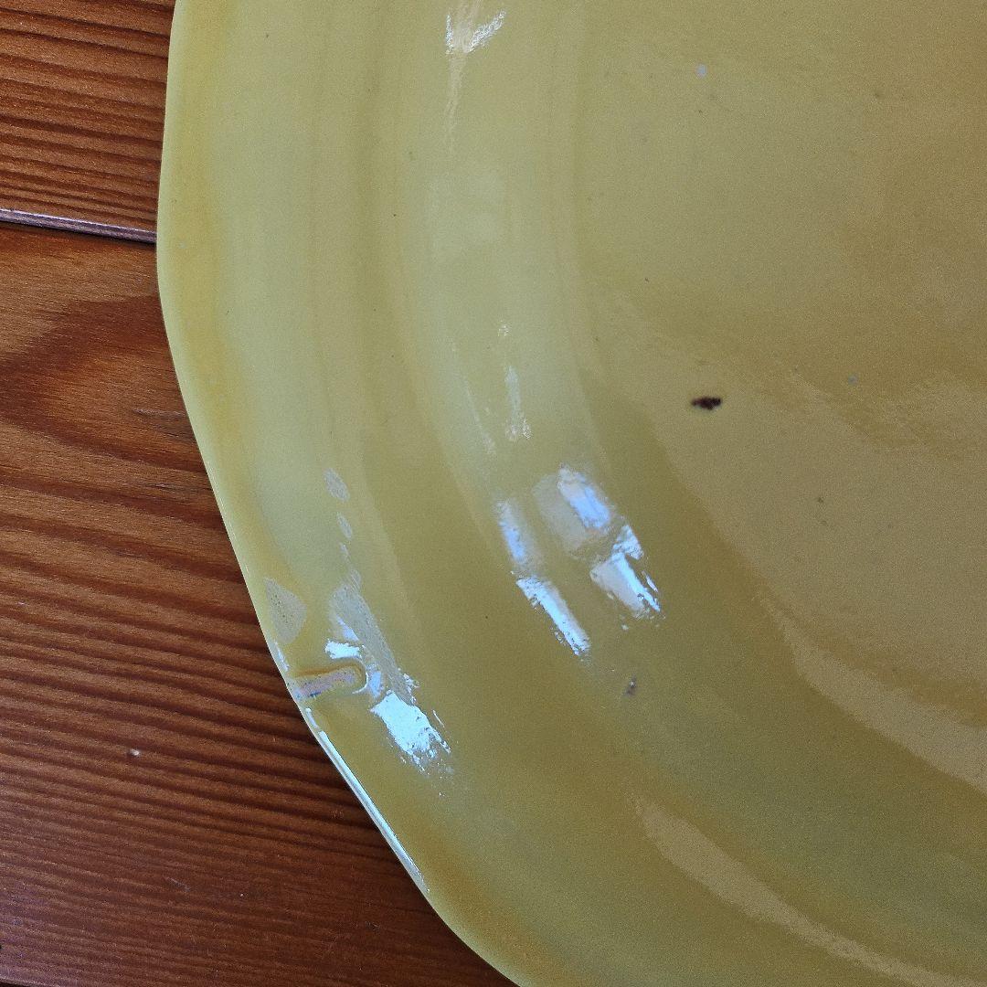 南フランス 黄釉色絵輪花平皿