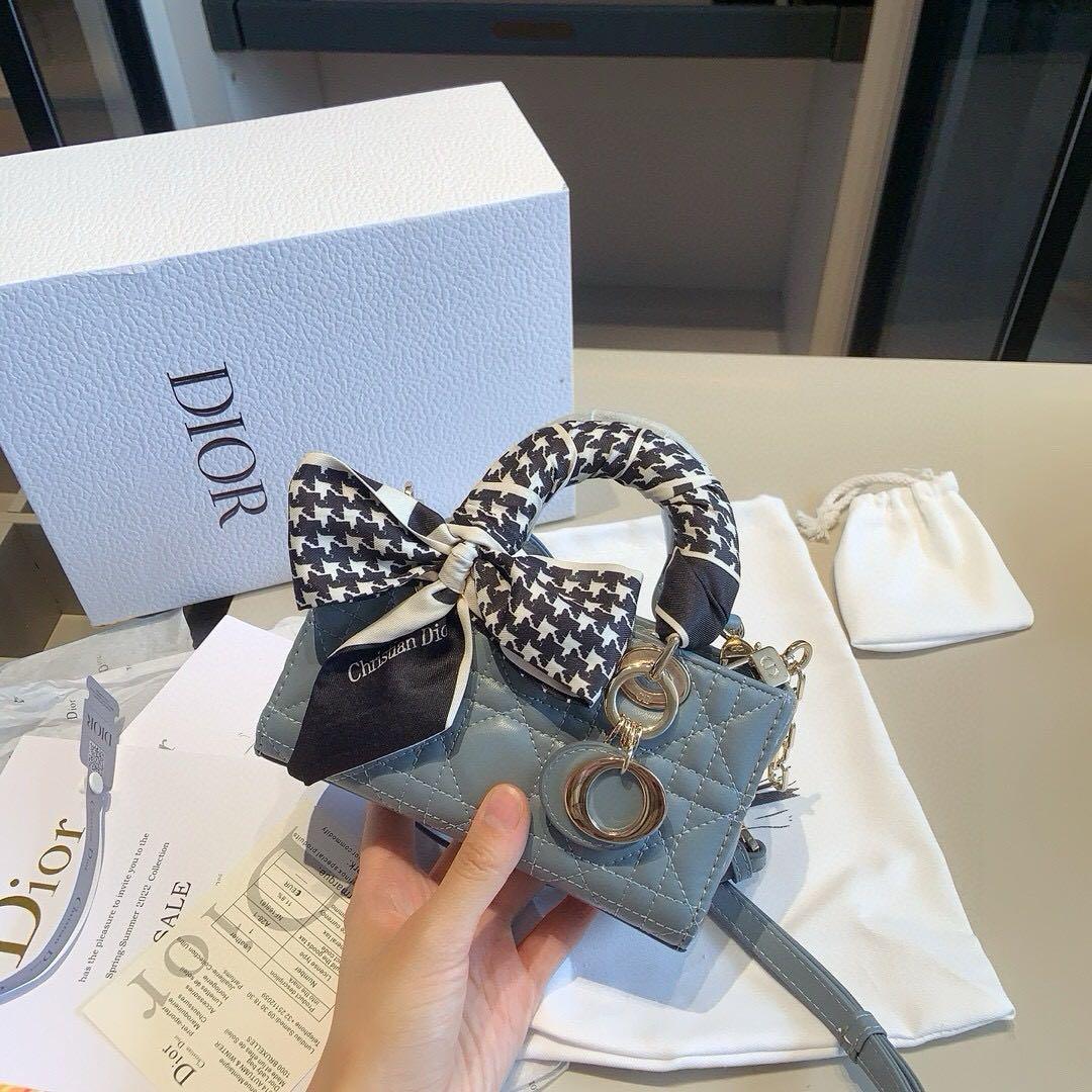 ブランドのギフト 美品/箱付き DIOR レディディオール ミディアムバッグ ラッピング・包装