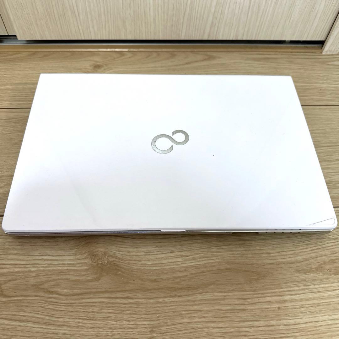 ノートパソコン 富士通　LIFEBOOK