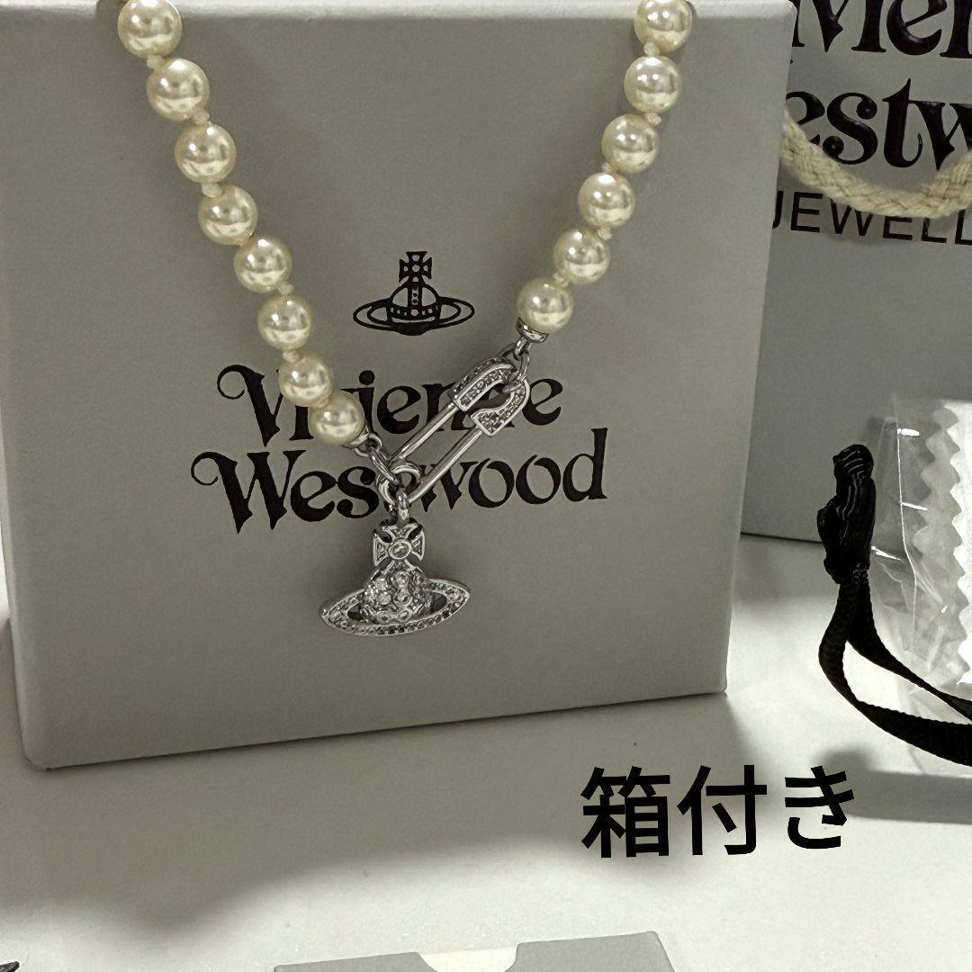 Vivienne Westwood ネックレス バスレリーフ シルバー - メルカリ