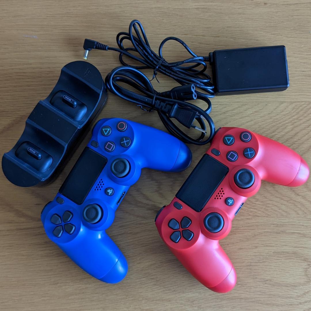 セット】PS4コントローラー(DUALSHOCK 4)2個+充電スタンド(純正 - メルカリ セット】PS4コントローラー(DUALSHOCK 4)2個+充電スタンド(純正 - メルカリ