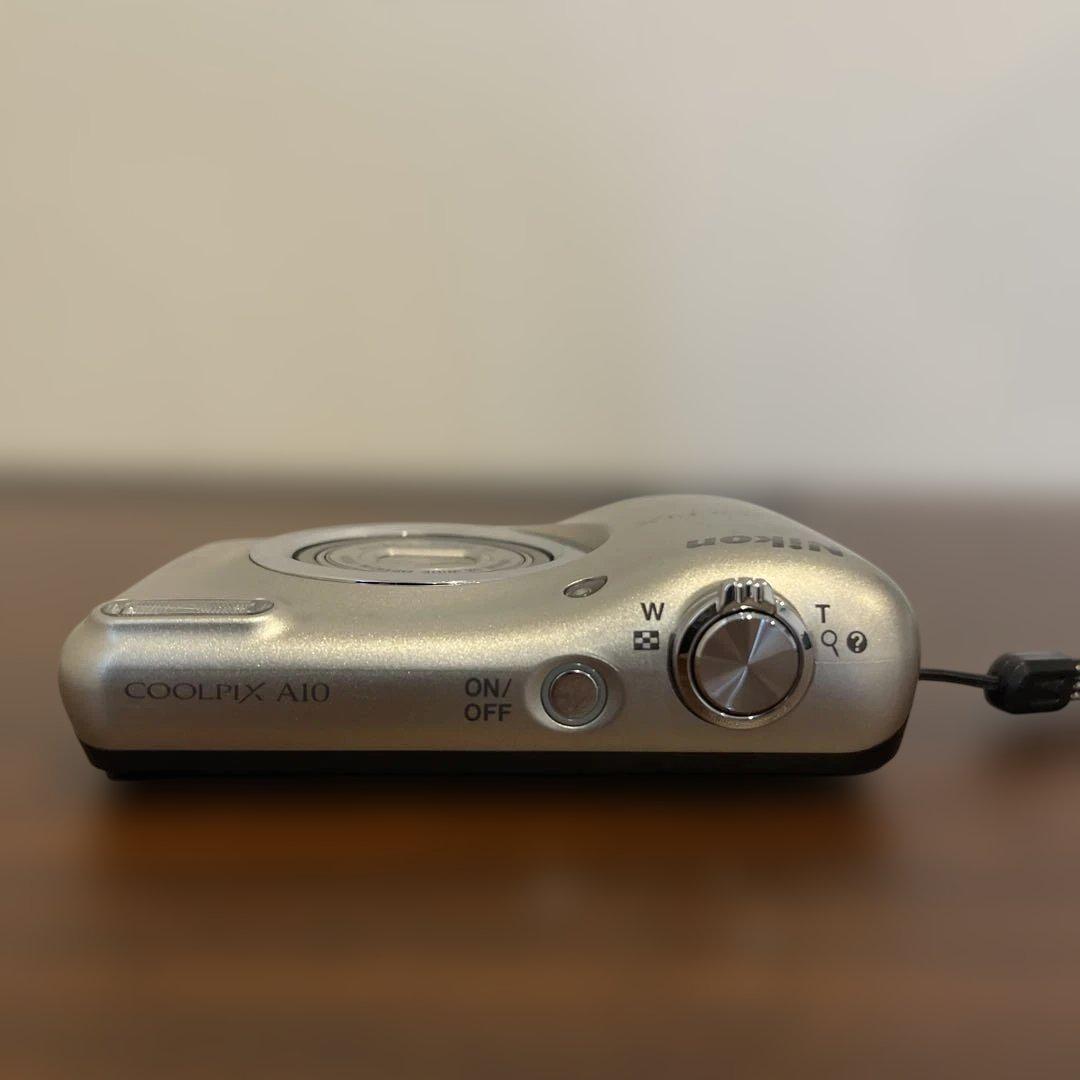 3713 Nikon COOLPIX A10 シルバー ジャンク品 デジカメ 3713 Nikon COOLPIX A10 シルバー ジャンク品 デジカメ - メルカリ