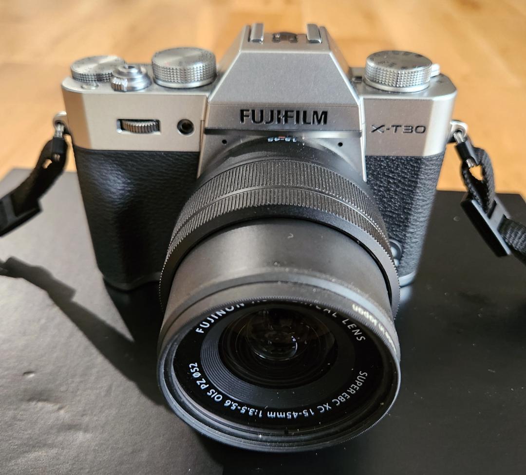 FUJIFILM X-T30II XC15-45mmレンズキット美品