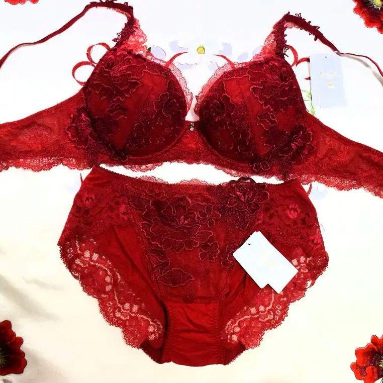 新品・タグ付き☆ワコール☆トレフル☆６９G・美の女神☆ＲＥ☆Ｅ６５＆ショーツＭ