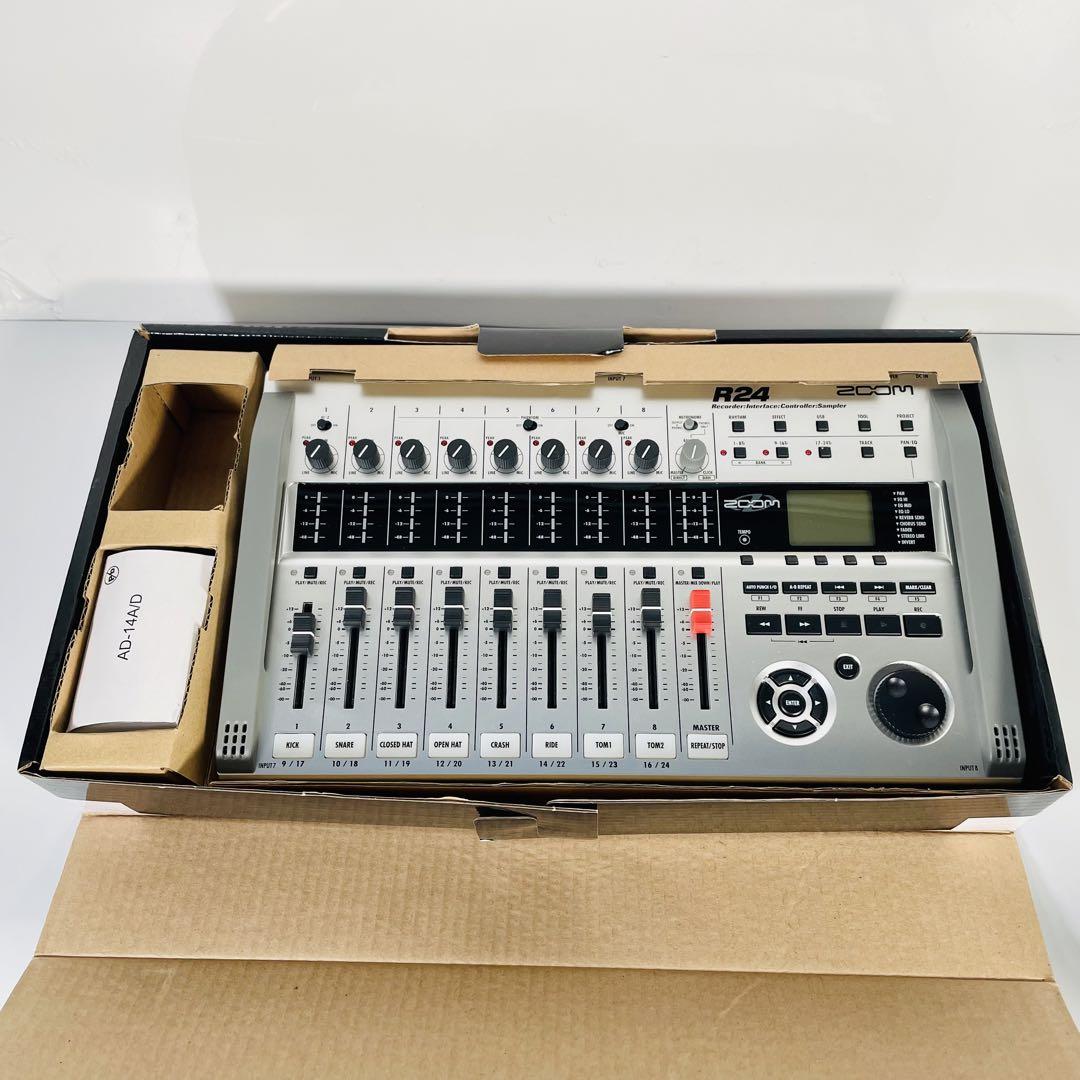 美品 ZOOM R24 マルチトラックレコーダー 画像8