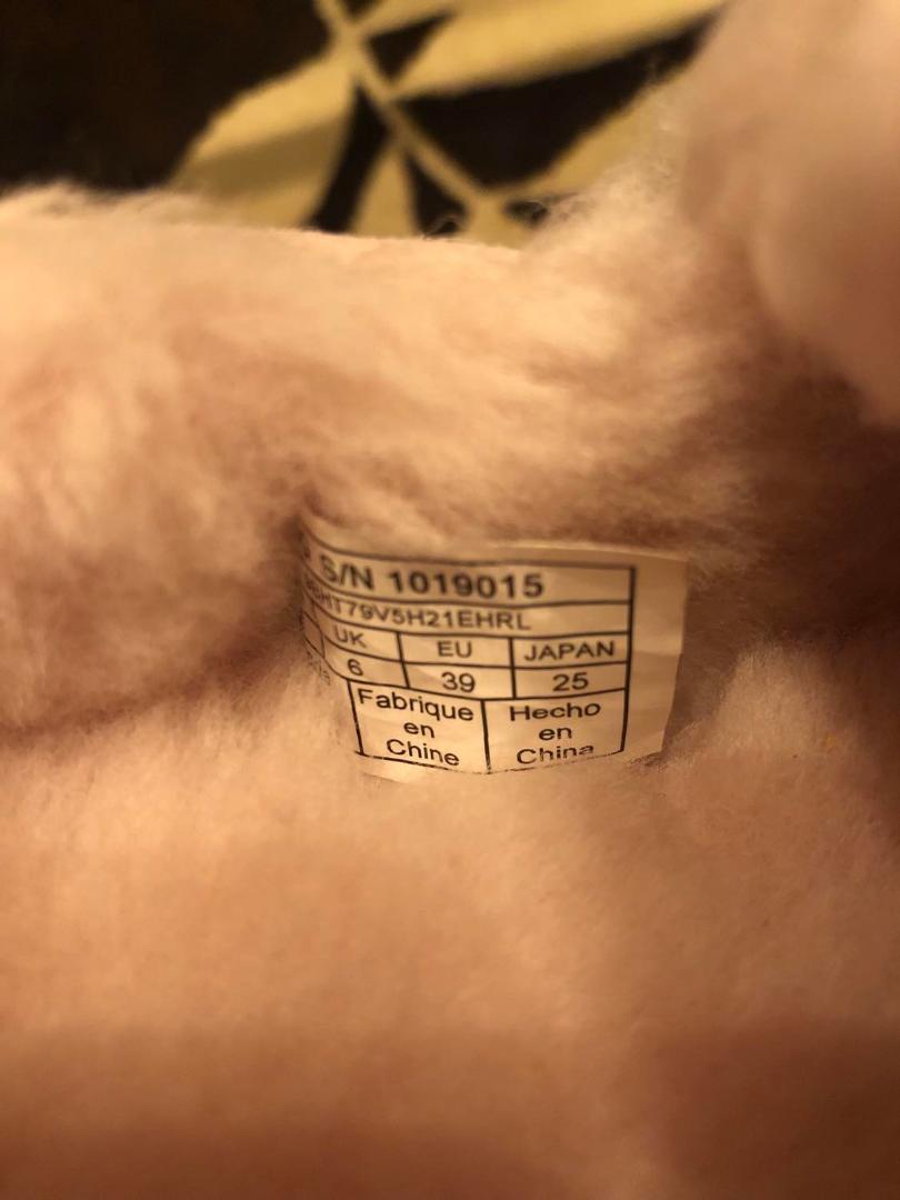 通販低価 UGG ダコタ モカシン ポンポン サイズ25cm ピンク 美品 1dDFJ-m17506420565 100%新品新作