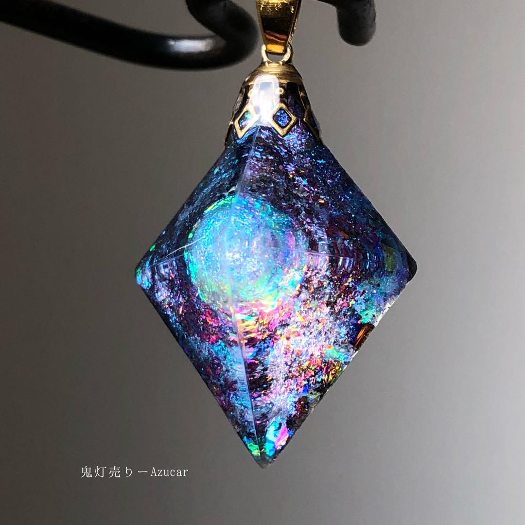 月の涙を集めて。宇宙レジン　蓄光ネックレス★ 月の涙を集めて。宇宙レジン 蓄光ネックレス☆