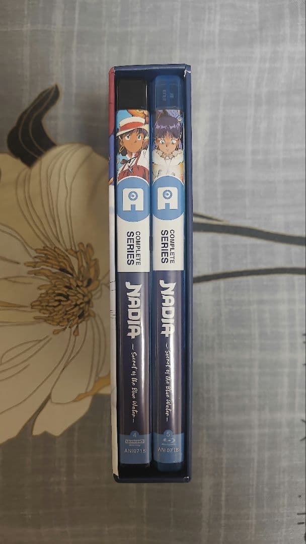 ブルーレイ ふしぎの海のナディア海外限定版国内未発売 4KUHD+Blu-ray ブルーレイ ふしぎの海のナディア海外限定版国内未発売 4KUHD+Blu-ray