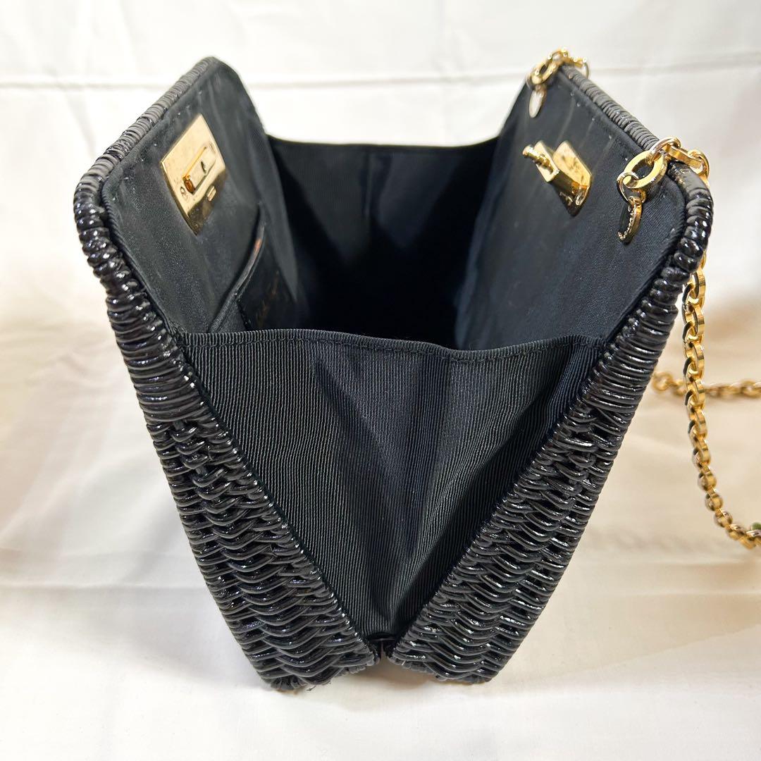 希少 サルヴァトーレフェラガモ ラタン ショルダーバッグ ヴィンテージ 希少 サルヴァトーレフェラガモ ラタン ショルダーバッグ ヴィンテージ