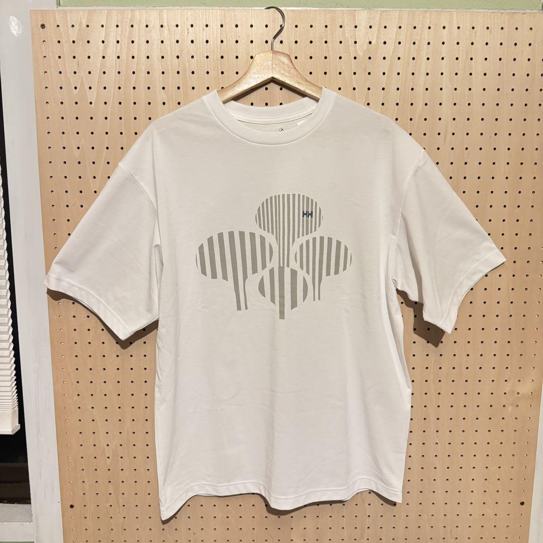 登場! ヘリーハンセン ミナペルホネン “line tree” Tシャツ - メルカリ トップス