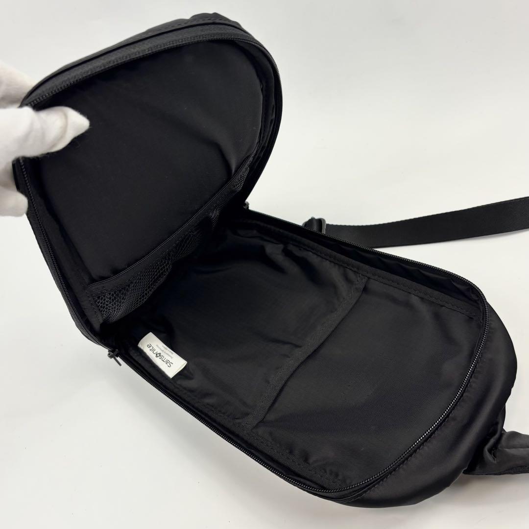美品 サムソナイト バイディレクトボディバッグ ナイロン ブラック 黒