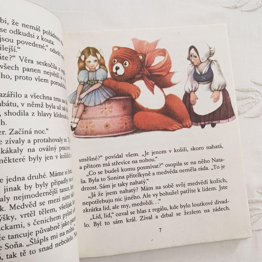 ビンテージ 児童書*洋書 お人形たちとの賑やかなお話 古書 絵本