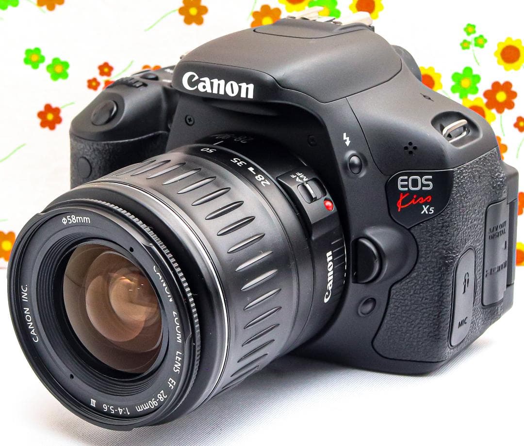 美品 Canon Kiss X5☆スマホ転送！☆自撮り可能☆人気の一眼レフ♪