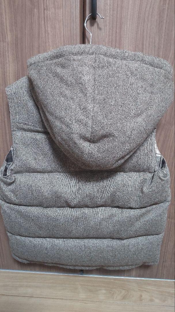 ダウンベスト　WHITE MOUNTAINEERINGホワイトマウンテニアリング