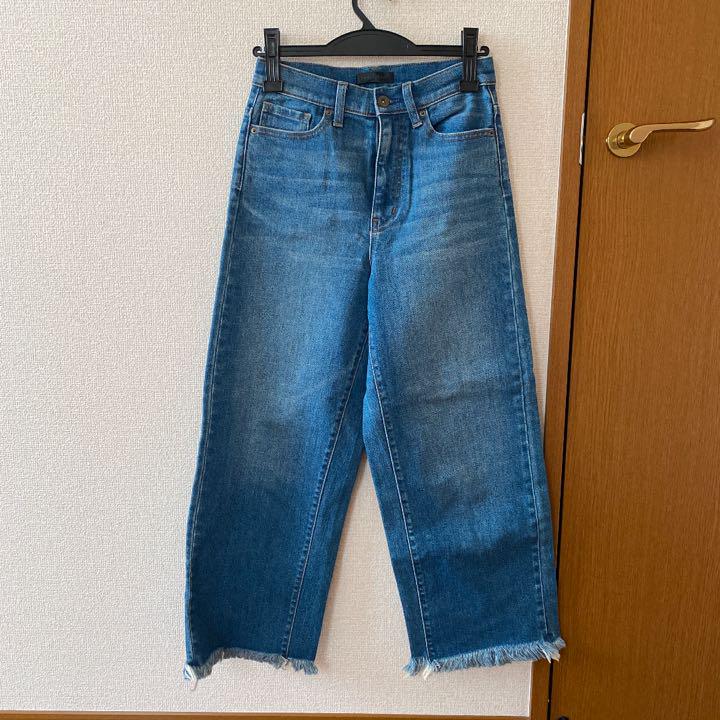 ユニクロ Uniqlo 切りっぱなしワイドデニム メルカリ