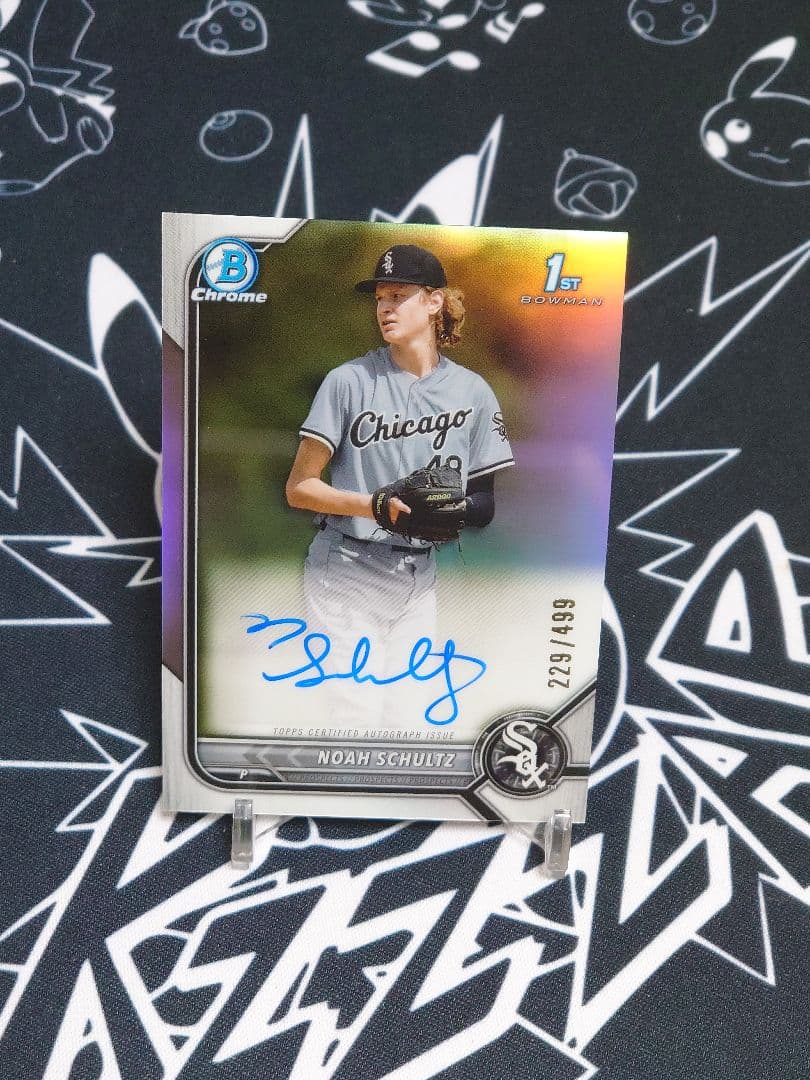 2022 bowman Noah Schultz auto /499