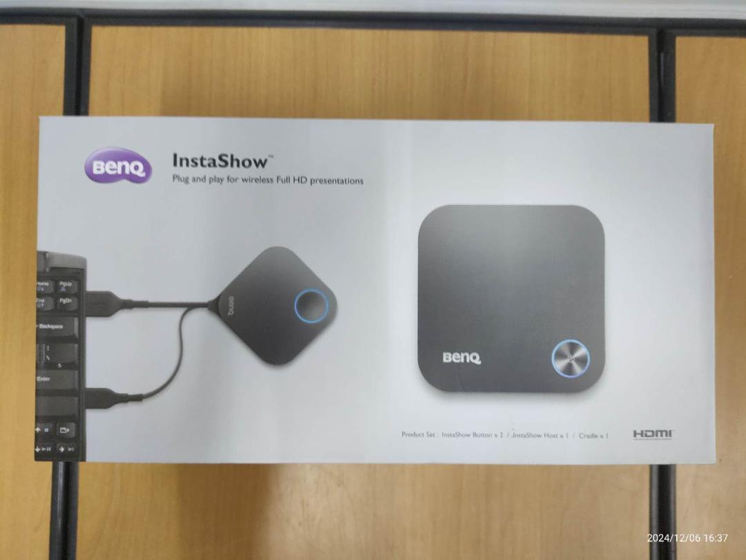 BenQ InstaShow 映像無線接続キット WDC10R WDC10T×③ BenQ InstaShow 映像無線接続キット WDC10R WDC10R - メルカリ