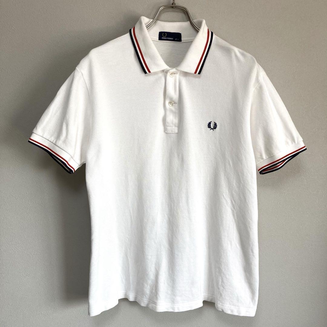美品❗️ フレッドペリー　FREDPERRY 白　ポロシャツ　半袖　XL フレッドペリー FRED PERRY カットソー ポロシャツ 半袖 ハーフ