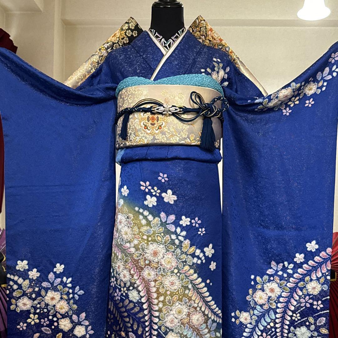 豪華絢爛振袖フルセット・辻が花・銀通し地・花絞り・作家物 豪華絢爛振袖フルセット・辻が花・銀通し地・花絞り・作家物