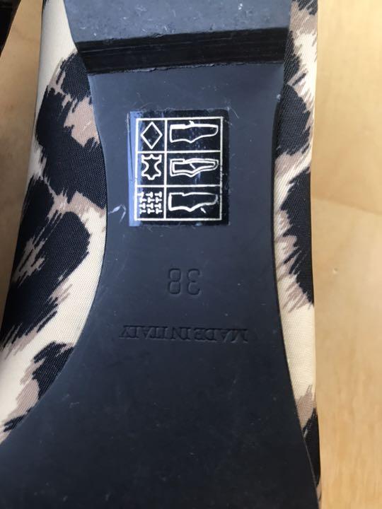 正規品国産 お値引き中♡フラットシューズ 38サイズ ヴァレンティノ Yf2Z0-m17565925879 レオタード 新作最安値