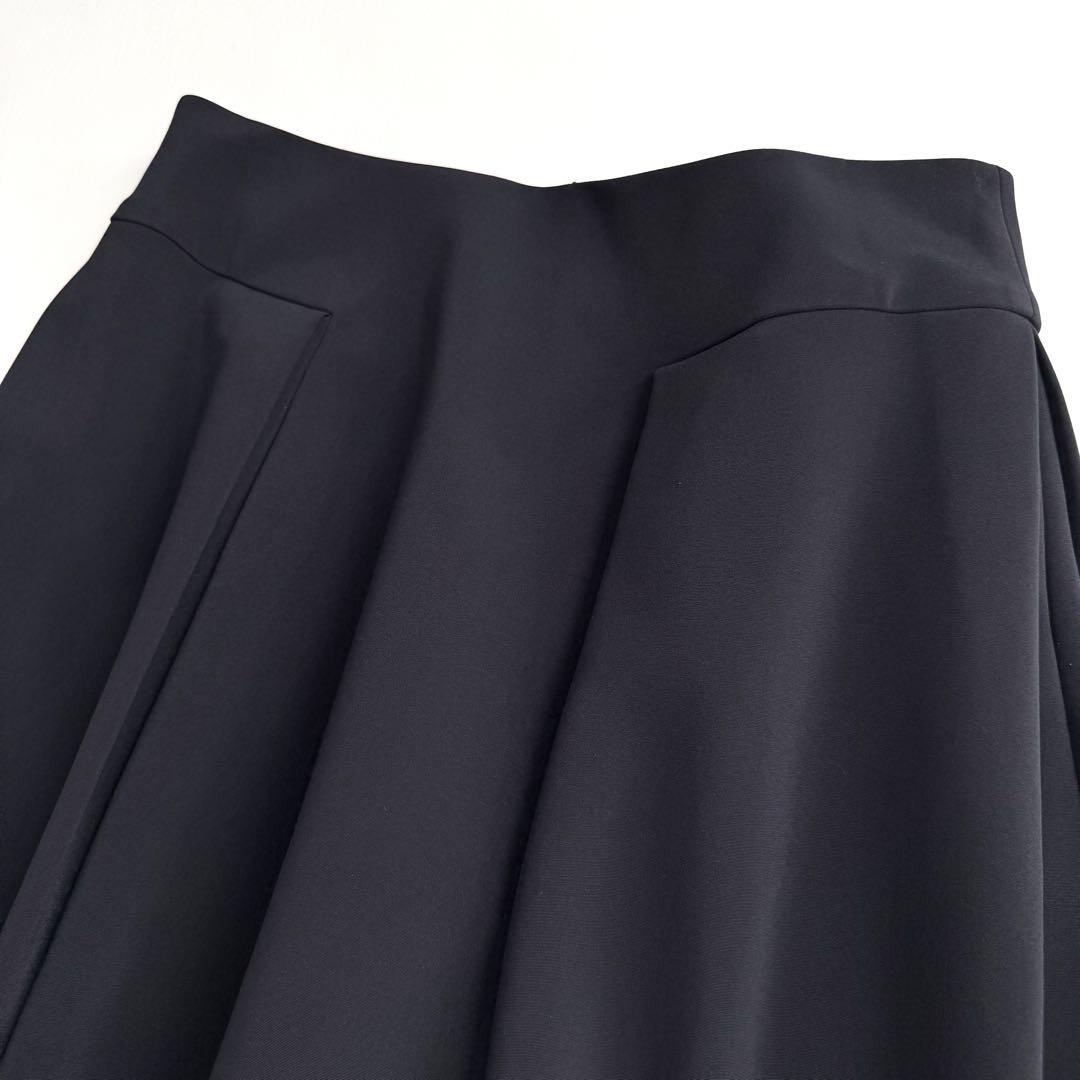 みんなが待ってた！＼再入荷待ち／人気ランキング 美品✨フォクシー 膝上 マットストレッチグログランスカート スカート