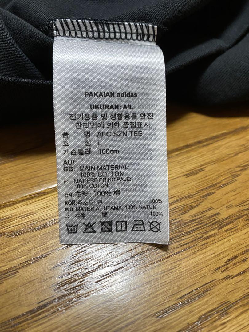 新品タグ付き　アーセナルFC×Labrum シーズナル Tシャツ　XLサイズ