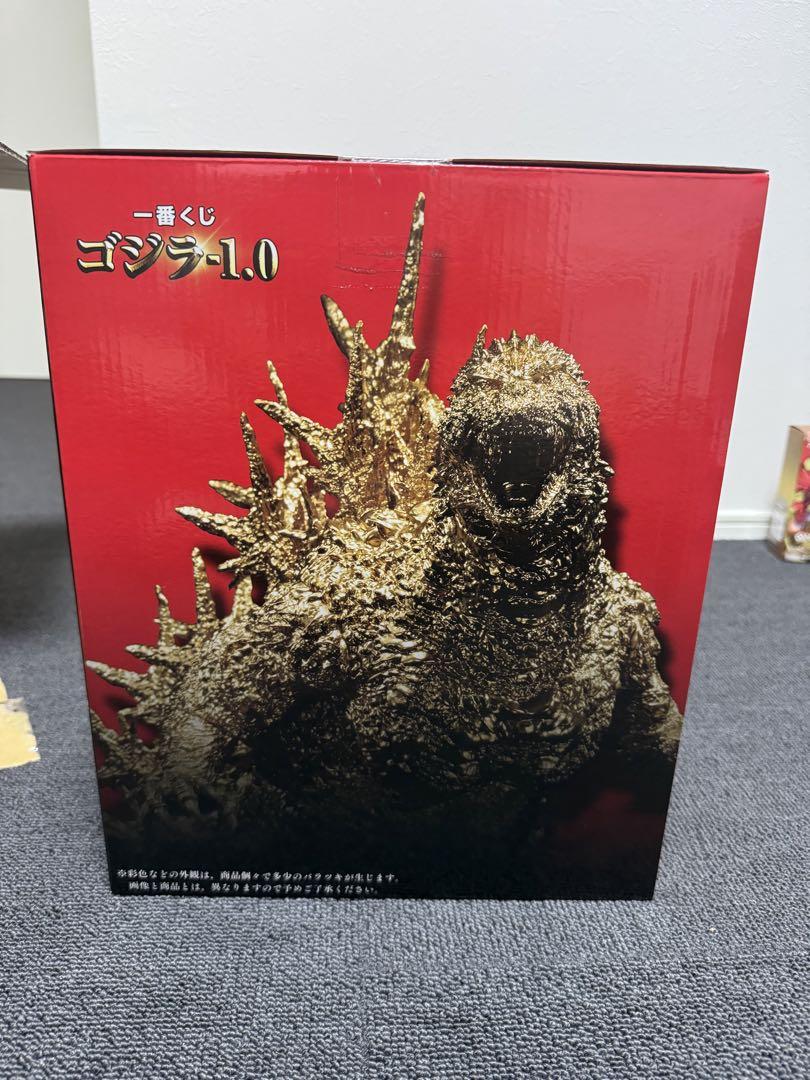 証拠写真あり】呉鎮宇直筆サイン入り6インチ写真 評価カード付き