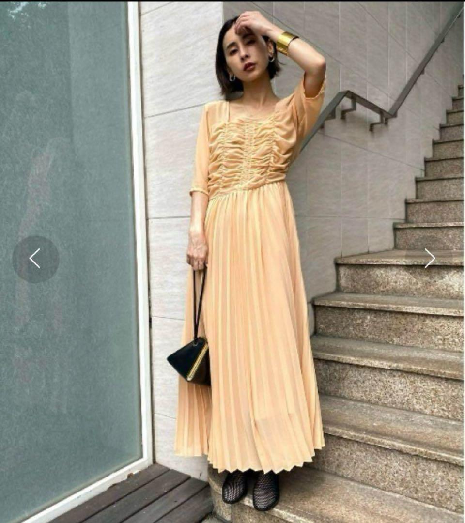 Ameri CHIFFON PLEATS DRESS ベージュ M アメリ