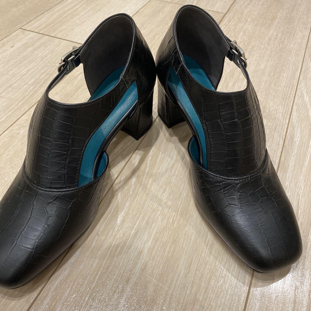 未使用✨UNITED TOKYO ヒールパンプス レザー ストラップ 23.5