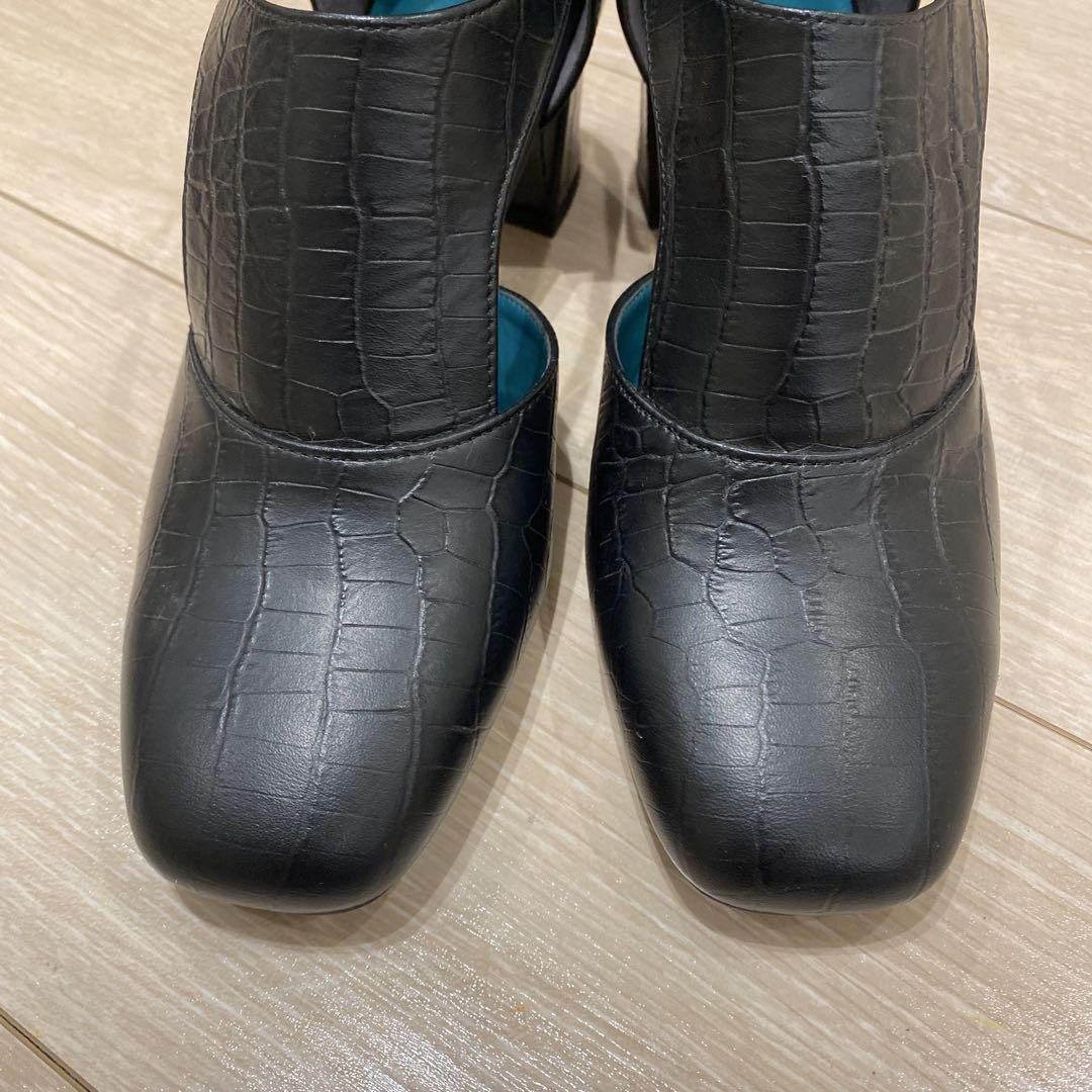 未使用✨UNITED TOKYO ヒールパンプス レザー ストラップ 23.5