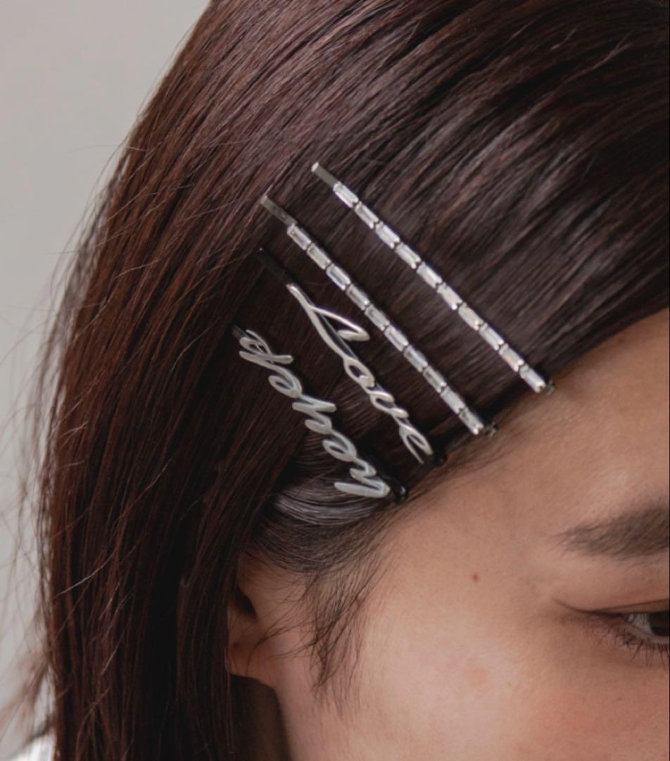 heyep Logo & Rhinestone 4Set ヘアピン - メルカリ