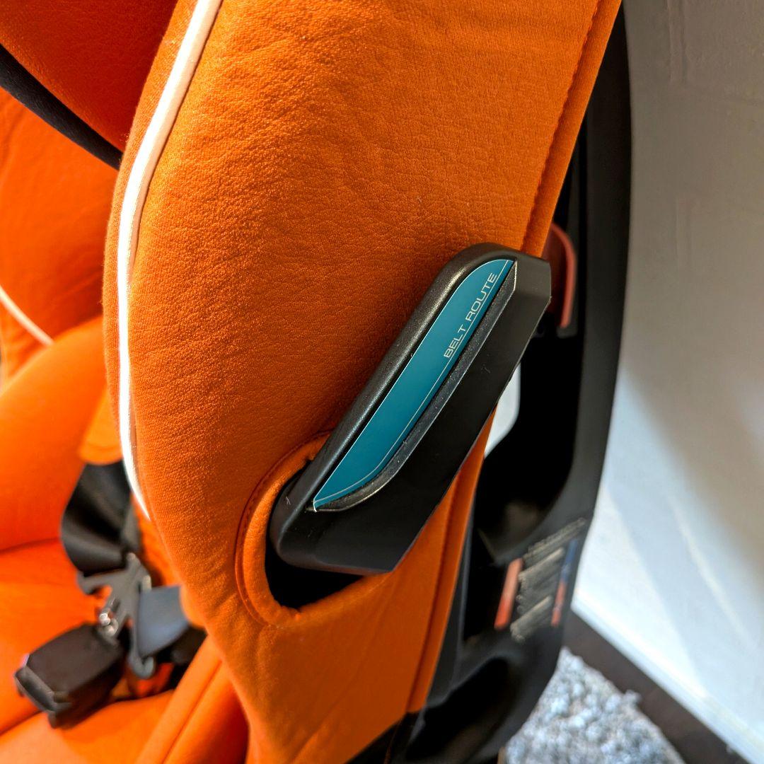 RECARO