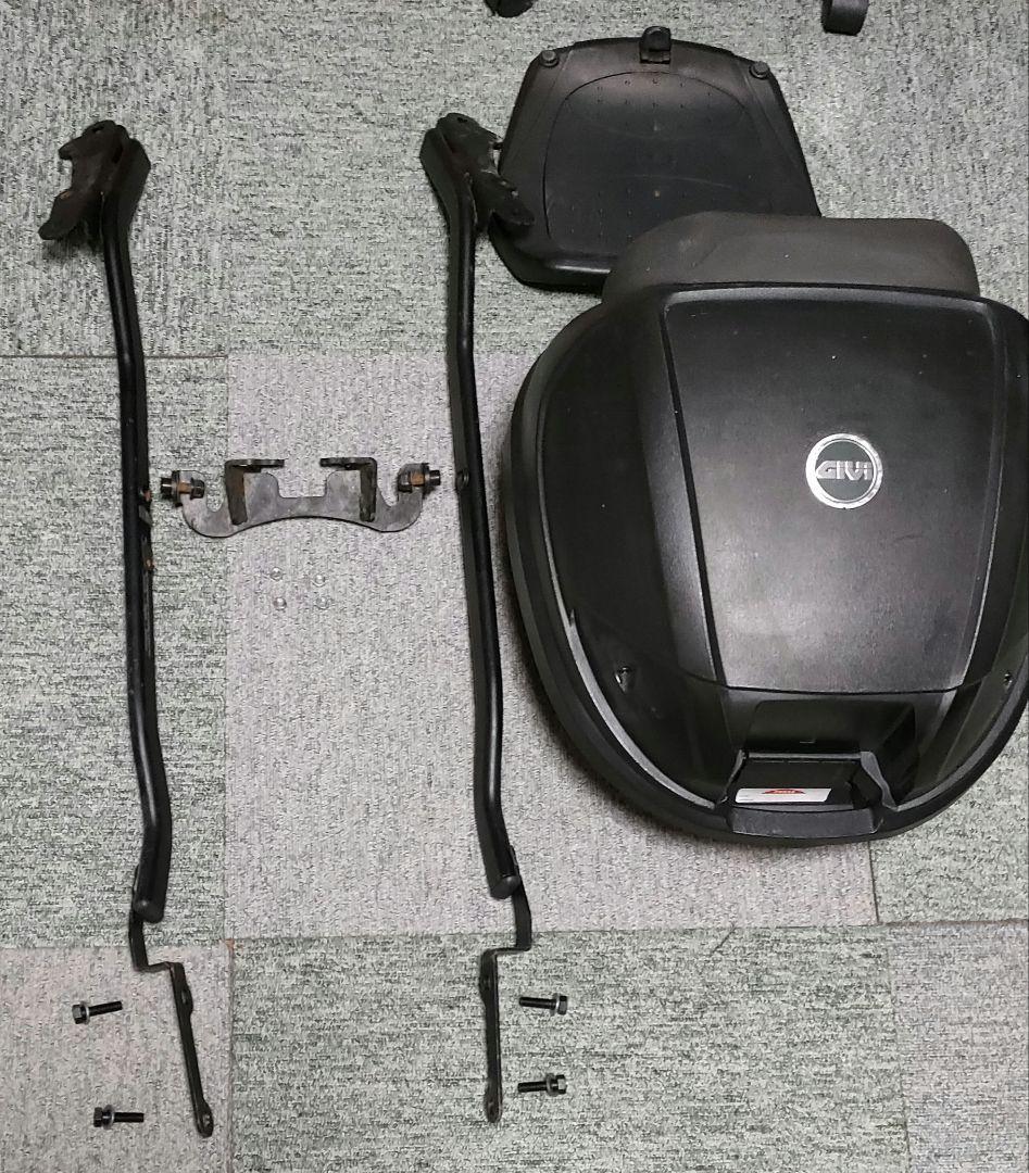 数量は多
Ninja250 GIVI製レールキャリア トップケース 車外アクセサリー 数量は多
Ninja250 GIVI製レールキャリア トップケース 車外アクセサリー