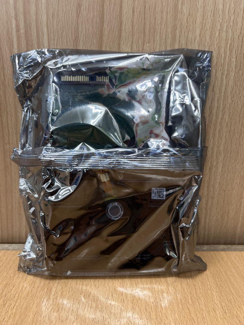 新品未　SEAGATE 3.5インチ 4TB HDD ST4000DM004