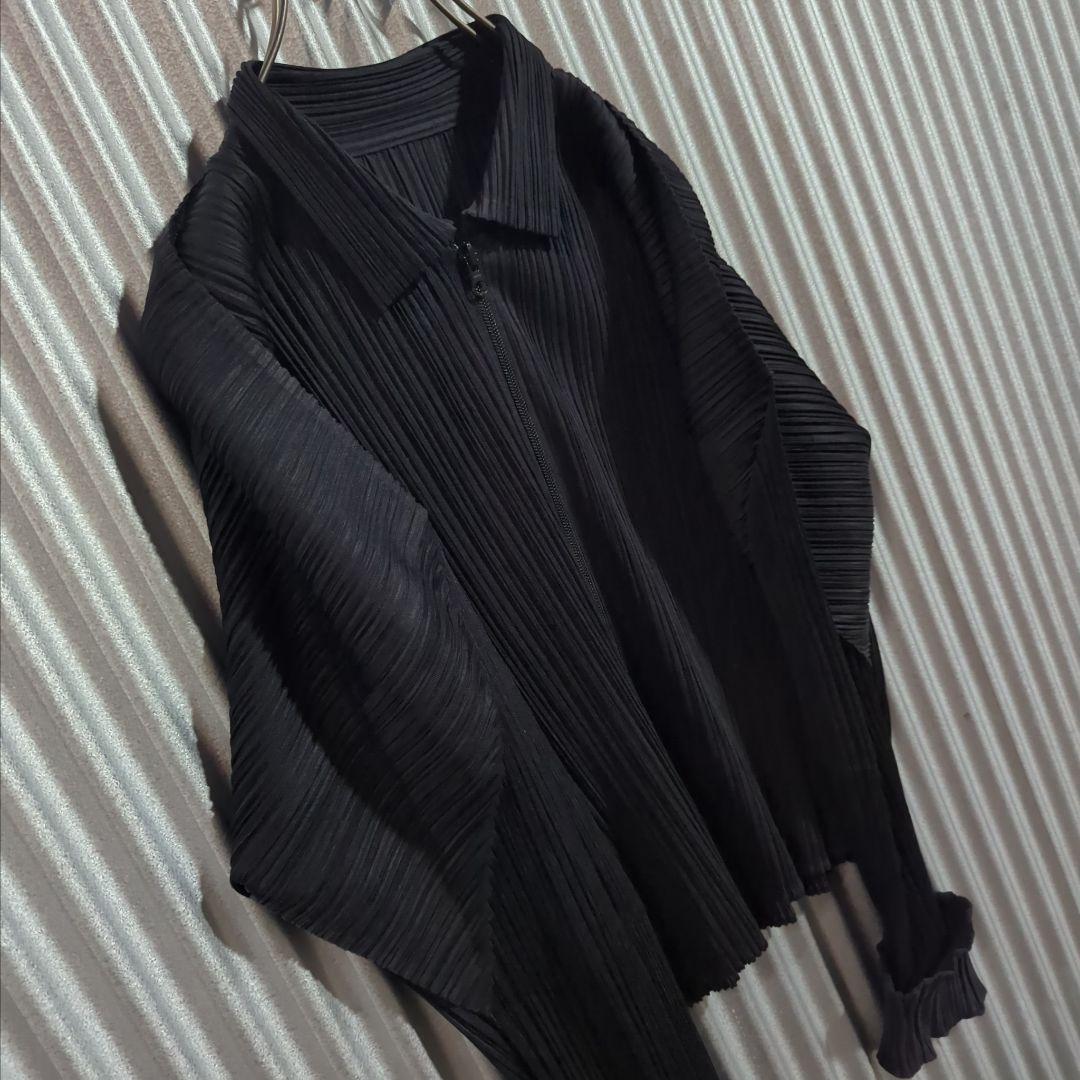 PLEATS