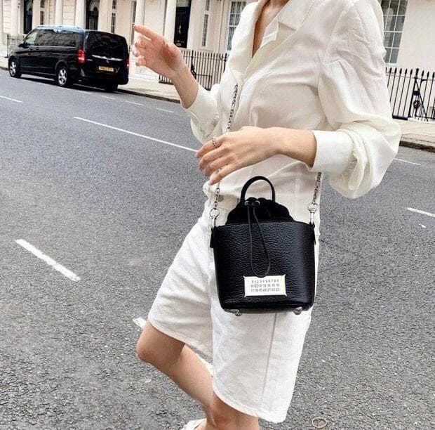 メゾンマルジェラ ショルダーバッグ レザー 5AC