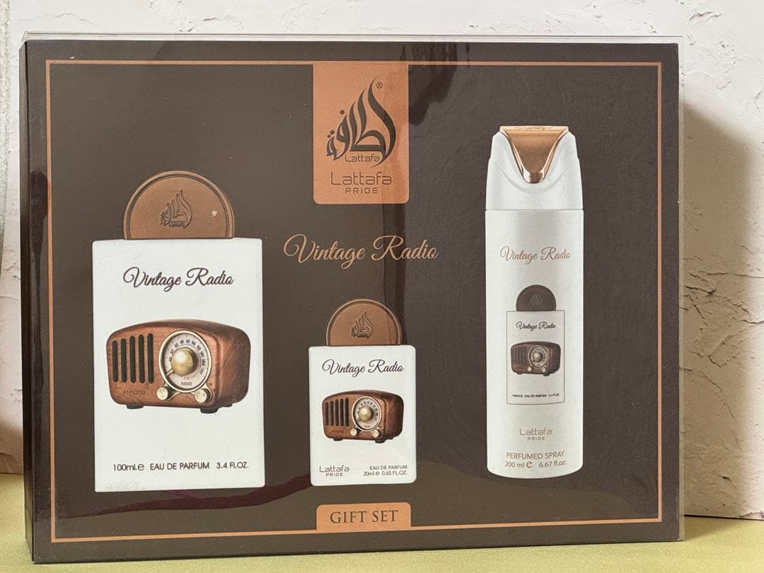 LATTAFA PRIDE VINTAGE RADIO GIFT SET