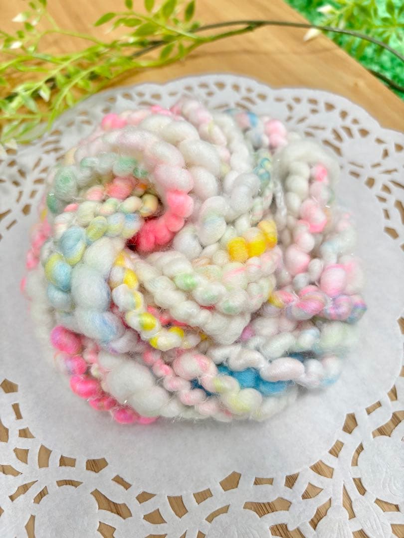 アートヤーン 紡ぎ糸➅キュートホワイト