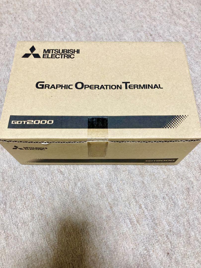 三菱電機 タッチパネル　GT2105-QTBDS新品・未使用