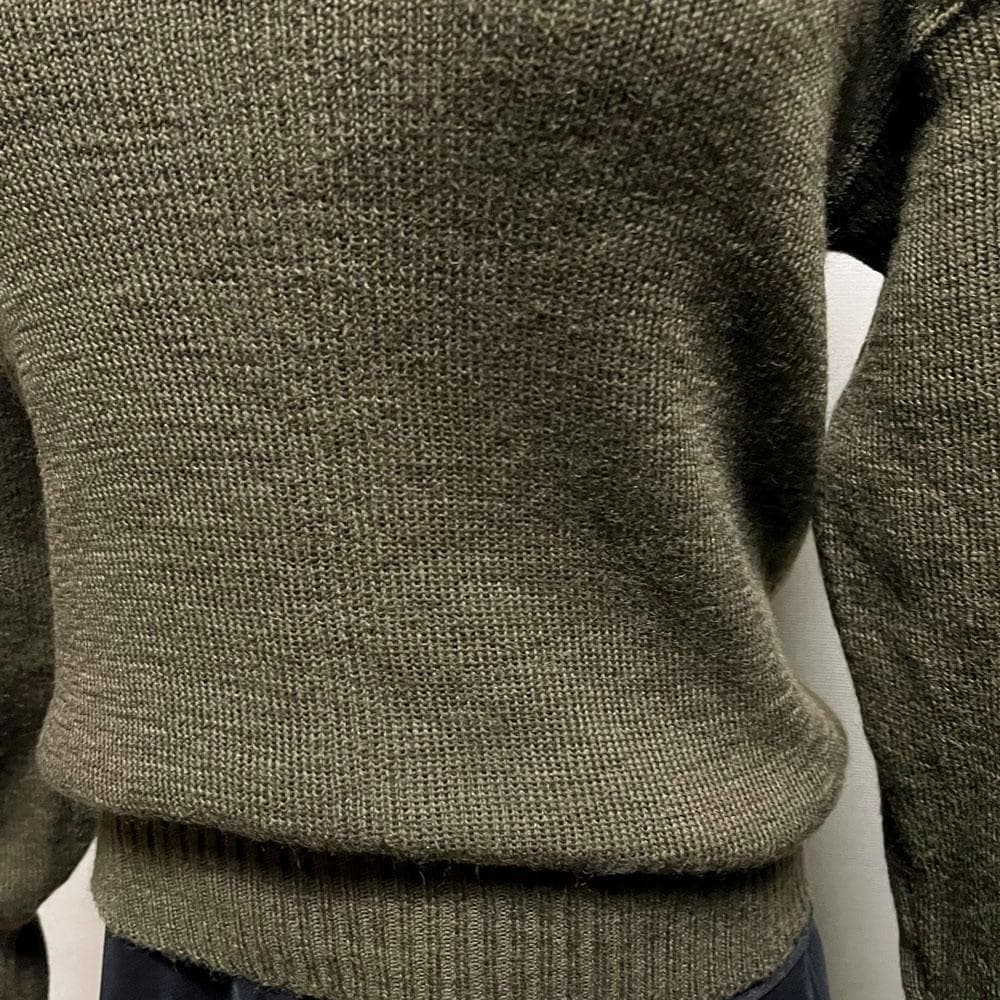 MARC LE BIHAN Vネック異素材フリルカラーニット カーキ フランス製 MARC LE BIHAN Vネック異素材フリルカラーニット カーキ フランス製