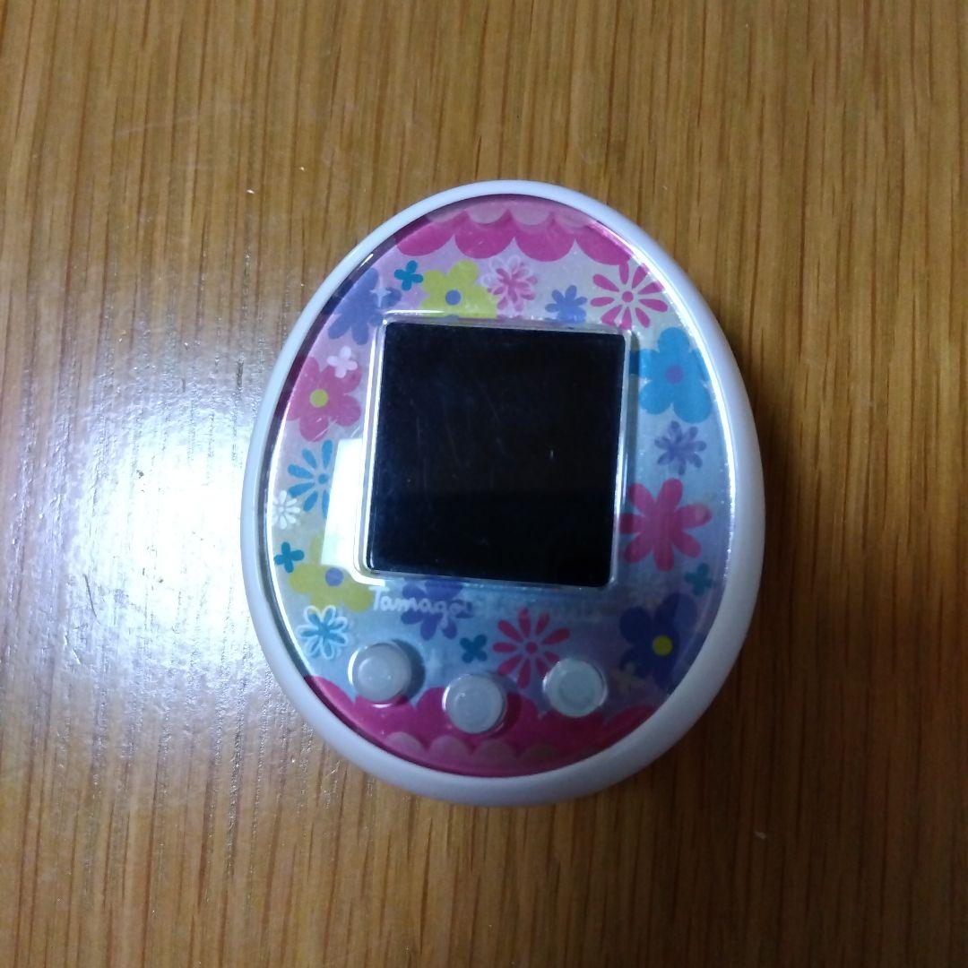 たまごっち　たまごっちみーつ　パステル　ホワイト