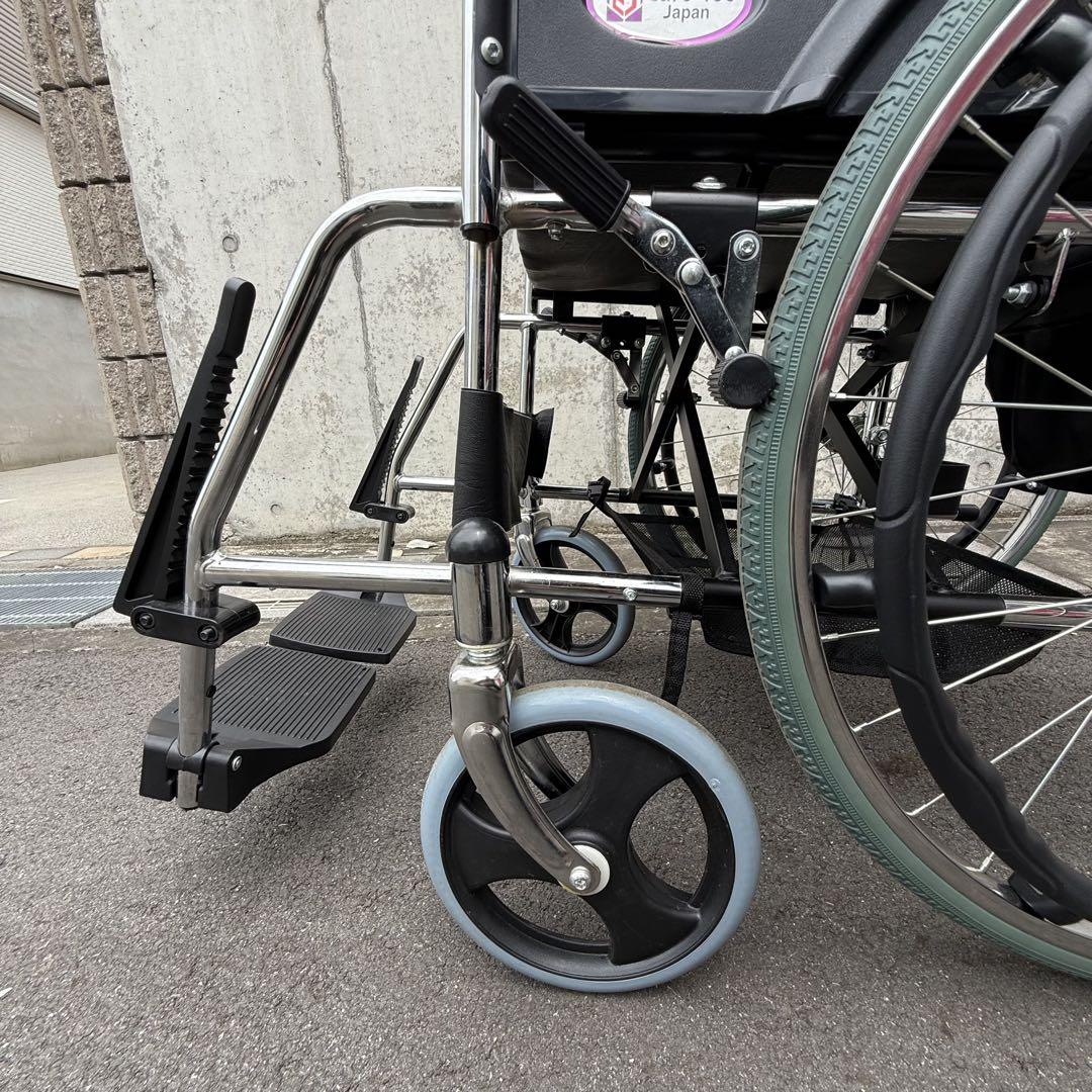 車椅子　ケアテック　Care-Tec テーブル付き　自走式　花火大会