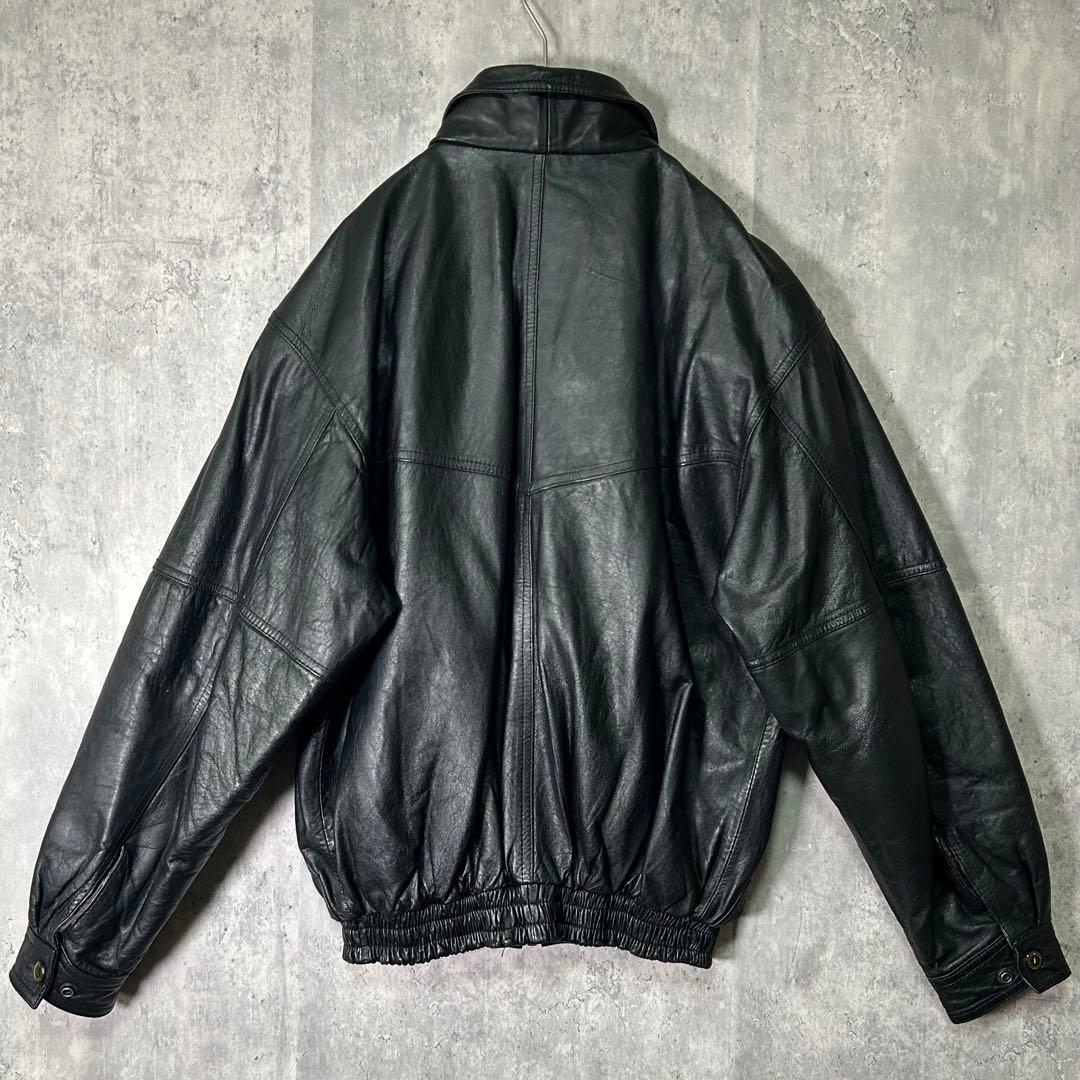 裏地総柄 レザージャケット 黒 柔らかい ヴィンテージ 裏地総柄 レザージャケット 黒 柔らかい ヴィンテージ