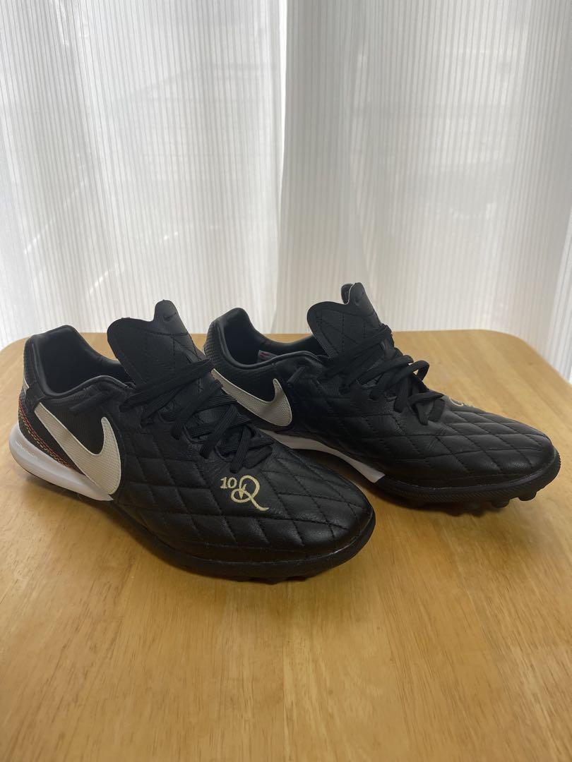 Nike ティエンポ　ロナウジーニョコラボ