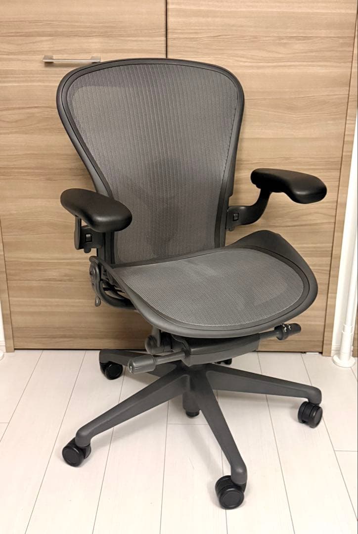 ハーマンミラー アーロンチェア リマスタード Bサイズ 2020年製 フル装備