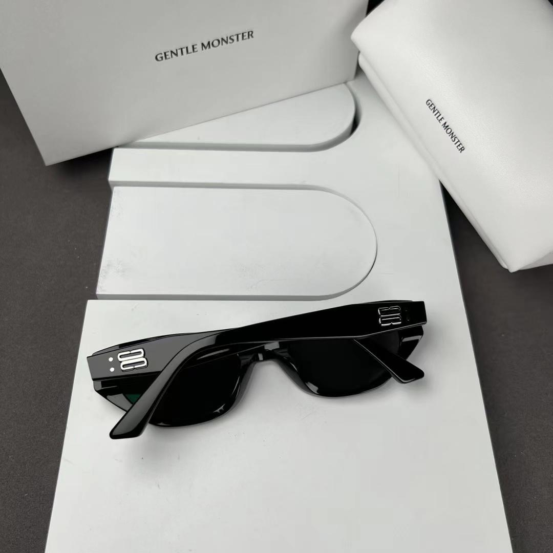 GENTLE MONSTER ROSE ブラックサングラス GENTLE MONSTER ROSE ブラックサングラス