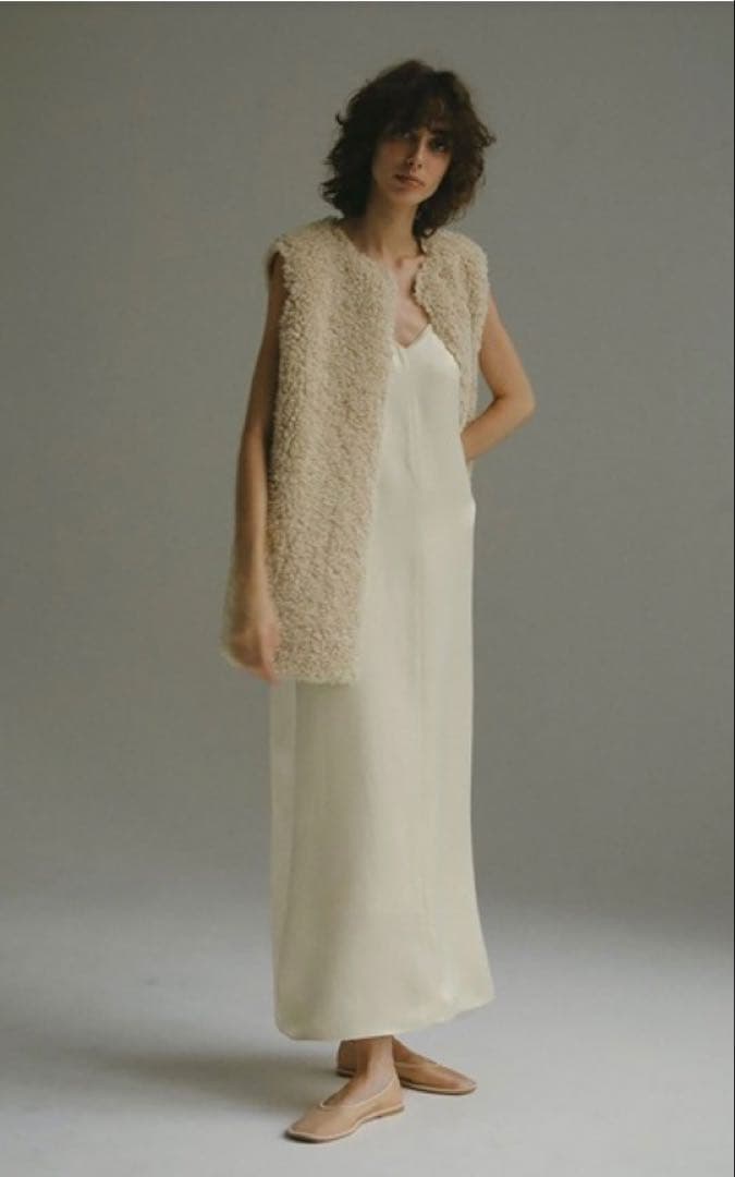 HER. アセテートサテンキャミワンピース SIZE